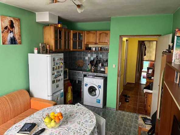 Двустаен апартамент в Варна, Колхозен пазар - 50 кв.м за 1490 €/кв.м - Снимка #1