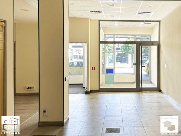 Дава се под наем Офис в Велико Търново, Център - 117 кв.м за 2600 € - Снимка #1