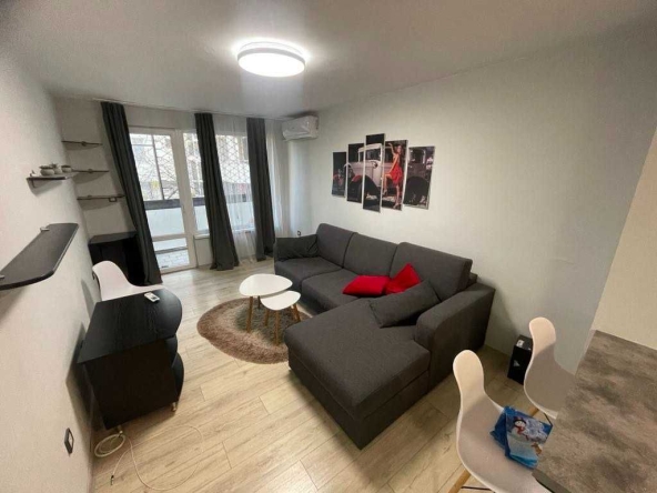 Дава се под наем Двустаен апартамент в Пловдив, Съдийски - 68 кв.м за 357 € - Снимка #1