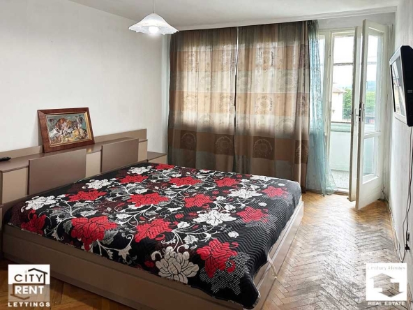 Дава се под наем Многостаен апартамент в Велико Търново, Център - 120 кв.м за 200 € - Снимка #1