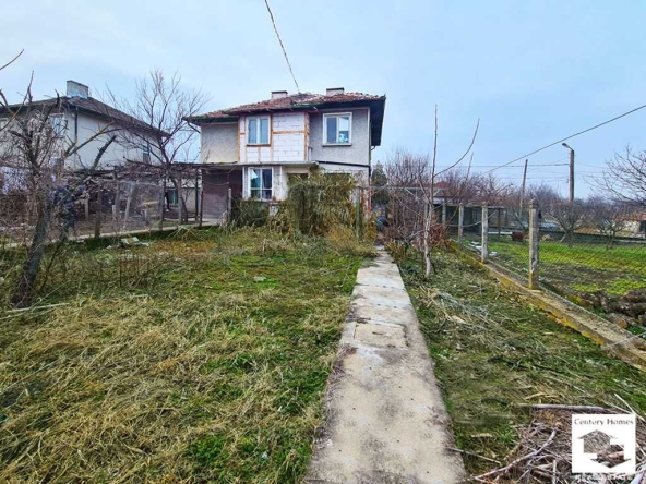 Етаж от къща в Горна Оряховица - 92 кв.м за 685 €/кв.м - Снимка #1