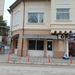 Дава се под наем Магазин в Силистра, Център - 51 кв.м за 306 € - Снимка #1