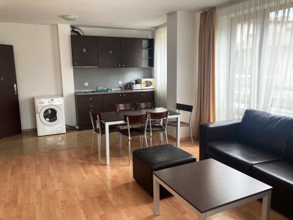 Тристаен апартамент в Банско - 130 кв.м за 1154 €/кв.м - Снимка #1