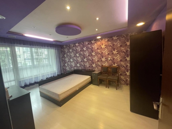 Двустаен апартамент в Шумен, Тракия - 73 кв.м за 1397 €/кв.м - Снимка #1