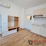 Дава се под наем Офис в Стара Загора, Център - 26 кв.м за 229.5 € - Снимка #1
