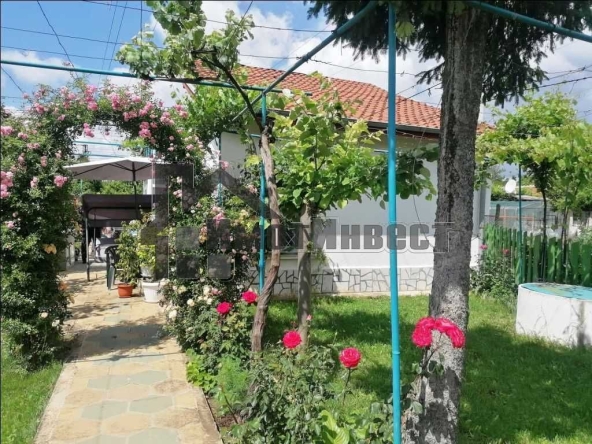 Къща в Ямбол, Граф Игнатиев - 80 кв.м за 1000 €/кв.м - Снимка #1