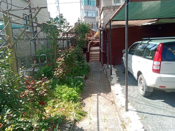 Етаж от къща в Айтос - 80 кв.м за 2040 €/кв.м - Снимка #1