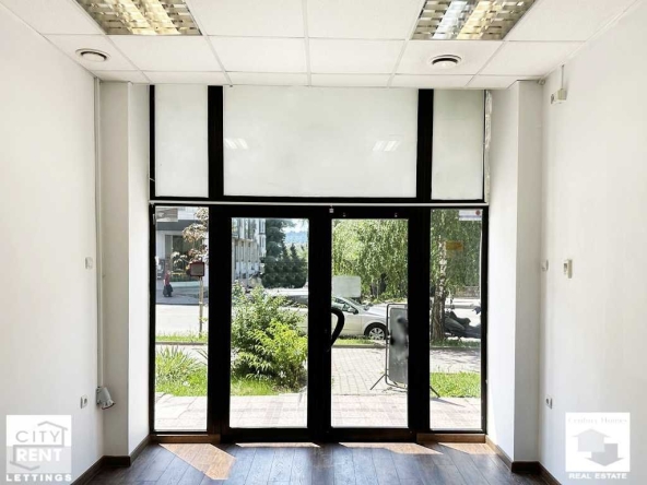 Дава се под наем Магазин в Велико Търново, Център - 50 кв.м за 460 € - Снимка #1