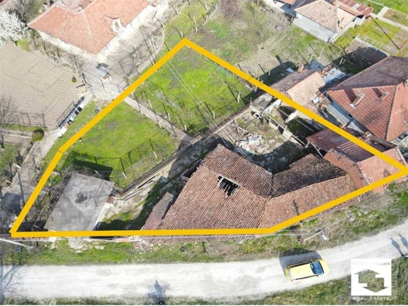 Парцел в с. Първомайци, Област Велико Търново - 750 кв.м за 30 €/кв.м - Снимка #1