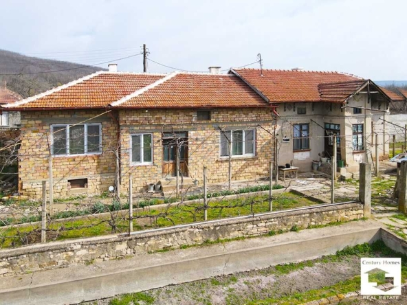 Къща в с. Драганово, Област Велико Търново - 150 кв.м за 500 €/кв.м - Снимка #1