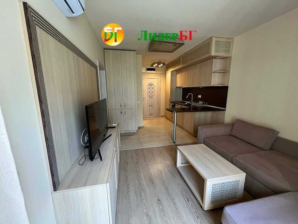 Двустаен апартамент в к.к. Златни пясъци - 65 кв.м за 1616 €/кв.м - Снимка #1