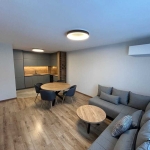 Дава се под наем Двустаен апартамент в Пловдив, Център - 75 кв.м за 510 € - Снимка #1