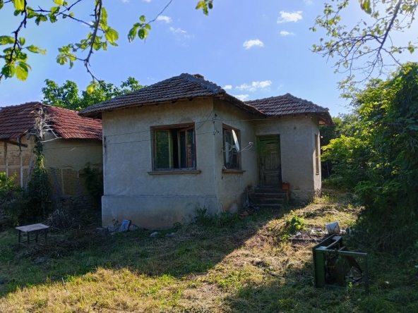 Къща в с. Горна Вереница, Област Монтана - 40 кв.м за 249 €/кв.м - Снимка #1