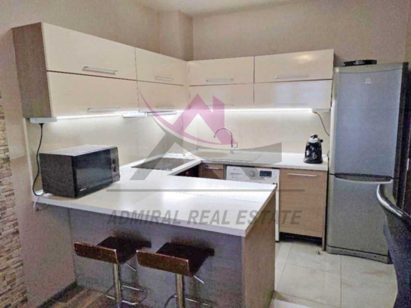 Дава се под наем Двустаен апартамент в Варна, Възраждане 1 - 55 кв.м за 425 € - Снимка #1