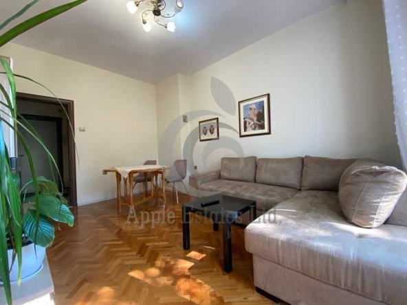 Дава се под наем Тристаен апартамент в София, Гео Милев - 75 кв.м за 749 € - Снимка #1