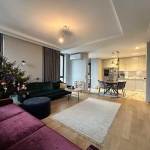 Дава се под наем Тристаен апартамент в София, Център - 90 кв.м за 637.5 € - Снимка #1