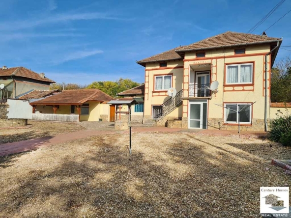 Къща в с. Долна Липница, Област Велико Търново - 150 кв.м за 494 €/кв.м - Снимка #1