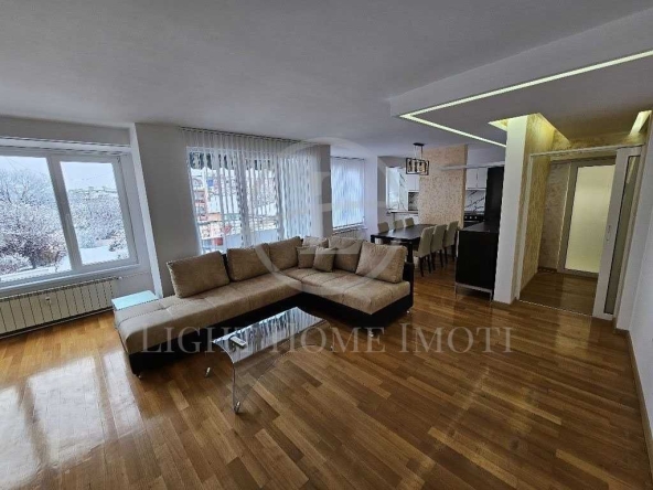 Тристаен апартамент в Пловдив, Кършияка - 134 кв.м за 2127 €/кв.м - Снимка #1