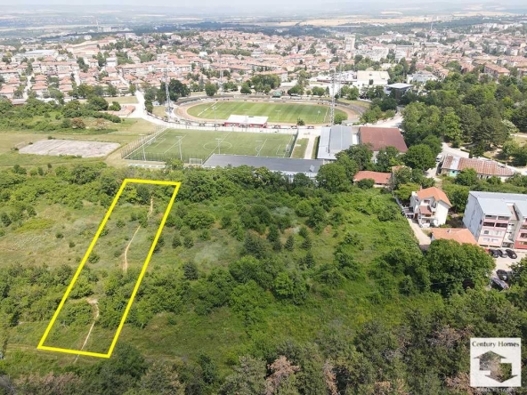 Парцел в Горна Оряховица - 5305 кв.м за 46 €/кв.м - Снимка #1