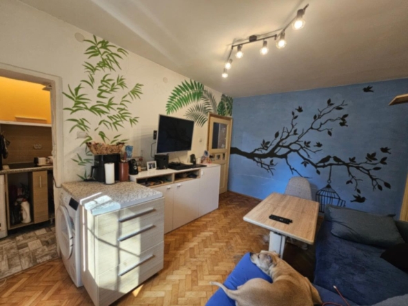 Дава се под наем Двустаен апартамент в София, Толстой - 45 кв.м за 357 € - Снимка #1