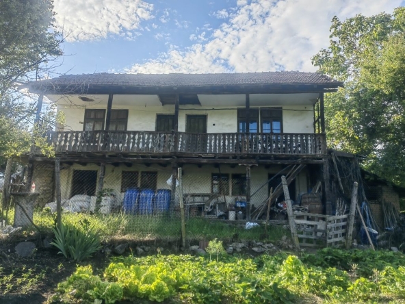 Къща в Монтана, Идеален център - 140 кв.м за 129 €/кв.м - Снимка #1