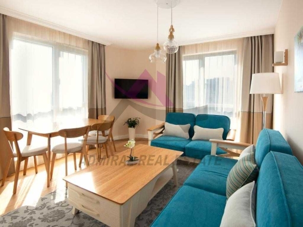 Дава се под наем Четиристаен апартамент в Варна, Център - 100 кв.м за 1500 € - Снимка #1