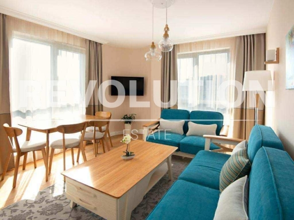 Дава се под наем Четиристаен апартамент в Варна, Център - 100 кв.м за 1500 € - Снимка #1