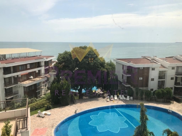 Двустаен апартамент в к.к. Елените - 75 кв.м за 1100 €/кв.м - Снимка #1