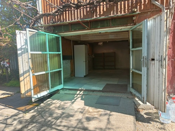 Дава се под наем Гараж / Паркомясто в София, Дружба 1 - 25 кв.м за 255 € - Снимка #1