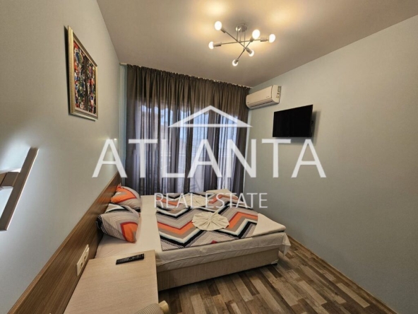 Тристаен апартамент в к.к. Златни пясъци - 100 кв.м за 1850 €/кв.м - Снимка #1