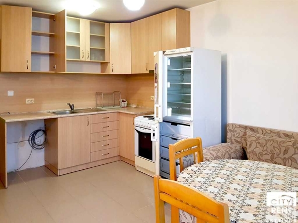 Дава се под наем Двустаен апартамент в Велико Търново, Зона Б - 50 кв.м за 335 € - Снимка #1