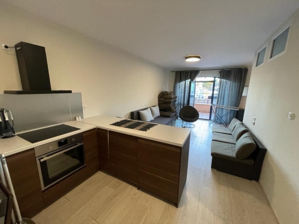 Двустаен апартамент в к.к. Слънчев бряг - 86 кв.м за 1047 €/кв.м - Снимка #1