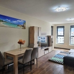 Дава се под наем Двустаен апартамент в София, Център - 79 кв.м за 999 € - Снимка #1