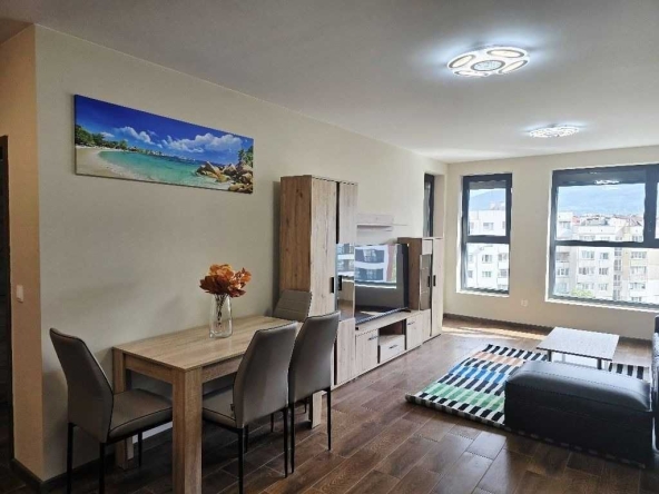 Дава се под наем Двустаен апартамент в София, Център - 79 кв.м за 999 € - Снимка #1