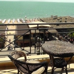 Дава се под наем Двустаен апартамент в к.к. Златни пясъци - 70 кв.м за 306 € - Снимка #1