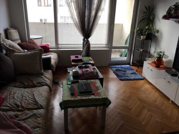 Тристаен апартамент в София, Редута - 100 кв.м за 2000 €/кв.м - Снимка #1