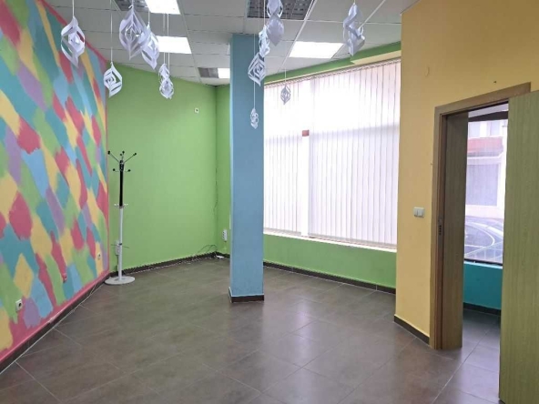 Дава се под наем Офис в София, Център - 96 кв.м за 561 € - Снимка #1