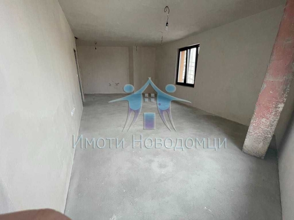 Тристаен апартамент в Шумен, Пазара - 98 кв.м за 1307 €/кв.м - Снимка #1