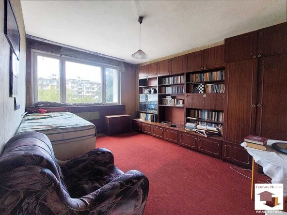 Двустаен апартамент в Велико Търново, Център - 50 кв.м за 1600 €/кв.м - Снимка #1