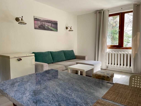 Дава се под наем Двустаен апартамент в Варна, Център - 48 кв.м за 765 € - Снимка #1