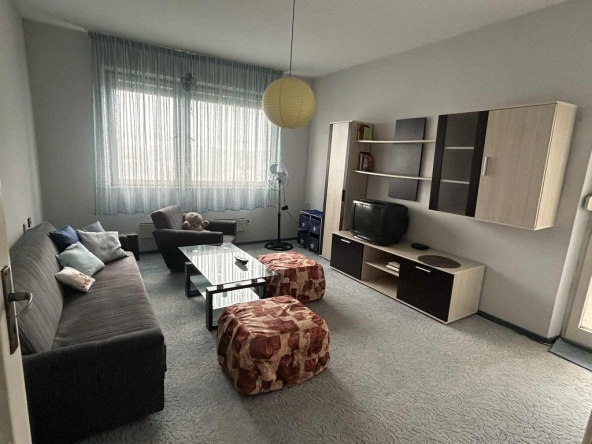 Дава се под наем Двустаен апартамент в Русе, Дружба 3 - 64 кв.м за 209.1 € - Снимка #1