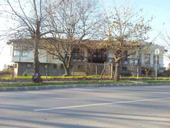 Промишлена сграда в с. Аврен, Област Варна - 320 кв.м за 469 €/кв.м - Снимка #1