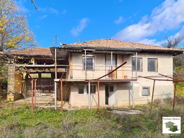 Къща в с. Равново, Област Велико Търново - 100 кв.м за 109 €/кв.м - Снимка #1