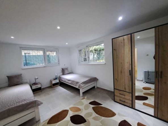 Дава се под наем Двустаен апартамент в София, Сухата река - 55 кв.м за 459 € - Снимка #1