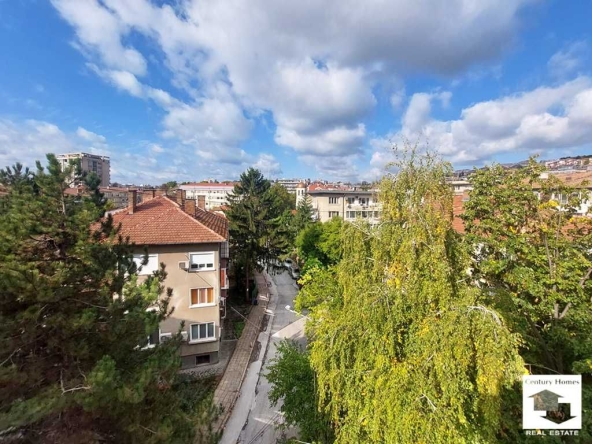 Четиристаен апартамент в Велико Търново, Център - 104 кв.м за 1616 €/кв.м - Снимка #1