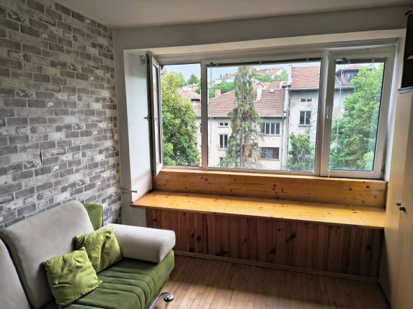 Дава се под наем Ателие в София, Лозенец - 19 кв.м за 340 € - Снимка #1