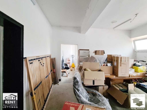 Дава се под наем Промишлена сграда в с. Първомайци, Област Велико Търново - 185 кв.м за 410 € - Снимка #1