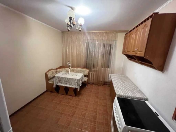 Дава се под наем Едностаен апартамент в София, Зона Б-18 - 50 кв.м за 357 € - Снимка #1