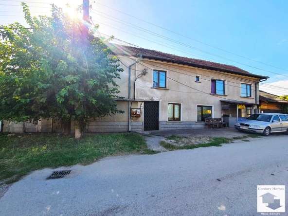 Къща в с. Първомайци, Област Велико Търново - 200 кв.м за 425 €/кв.м - Снимка #1