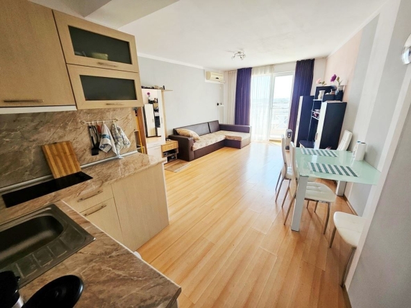 Двустаен апартамент в к.к. Слънчев бряг - 60 кв.м за 1005 €/кв.м - Снимка #1